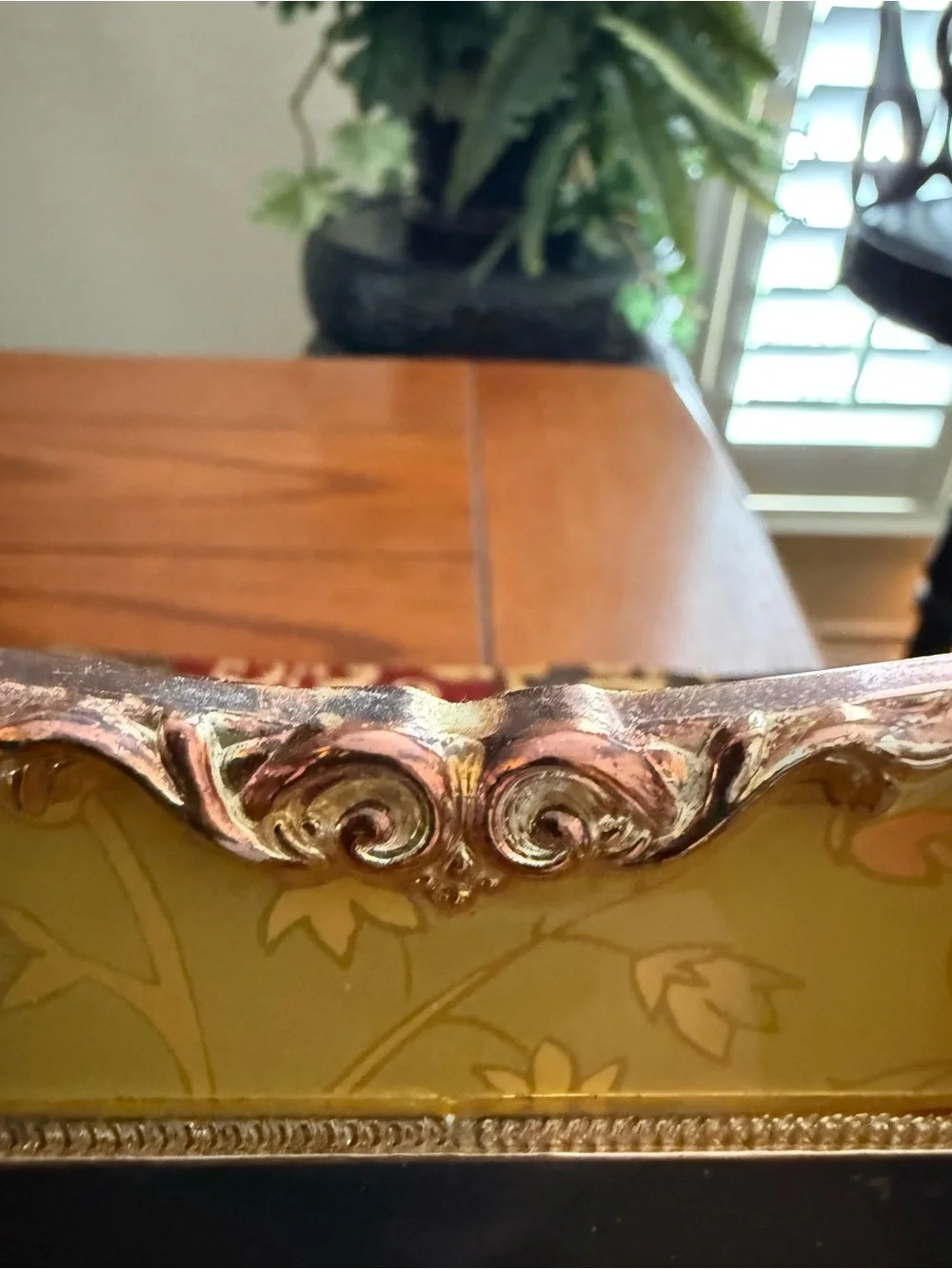 Vintage Ornate Green Floral Table 4x6 Photo Frame - Elegant Accent